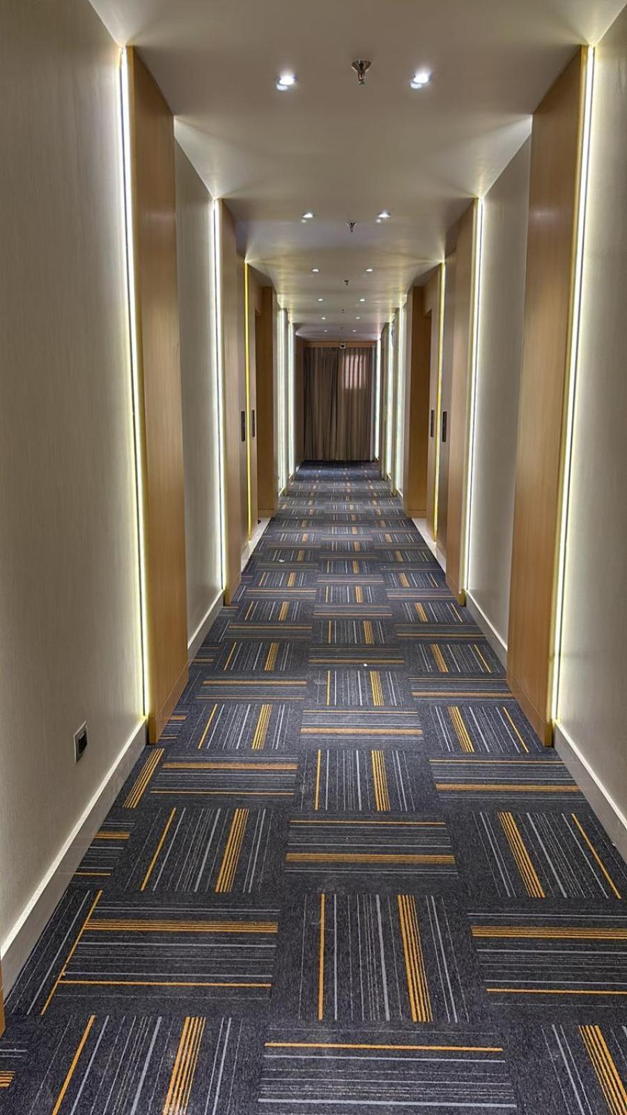 Hotel Rajmahal ムラーダーバード エクステリア 写真